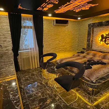 Black House Apart * Ankara