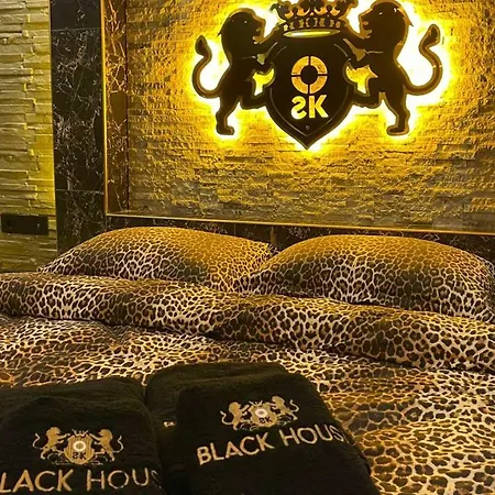 Apart Otel Black House Apart *