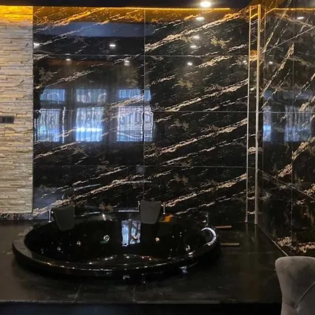 Black House Apart Apart Otel